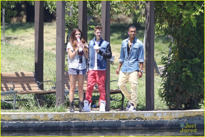 30.06 | Justin Bieber, Selena Gomez Khalil em Encino, Califórnia