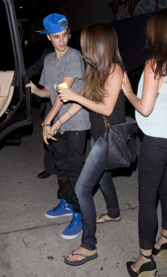 07.06 | Justin Bieber e Selena Gomez em Los Angeles