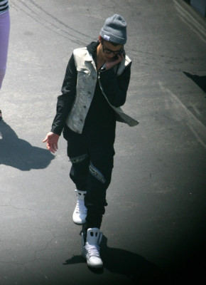 07.06 | Justin Bieber nos bastidores do clipe de As Long As You Love Me