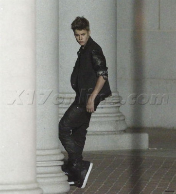 07.06 | Justin Bieber nos bastidores do clipe de As Long As You Love Me