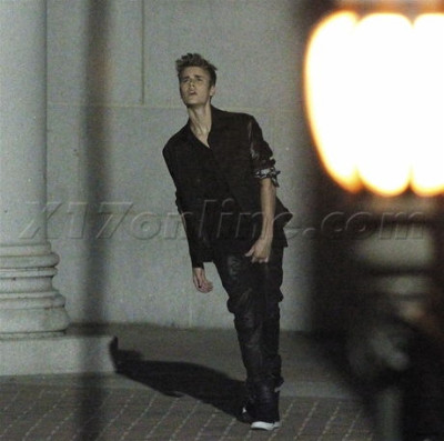 07.06 | Justin Bieber nos bastidores do clipe de As Long As You Love Me