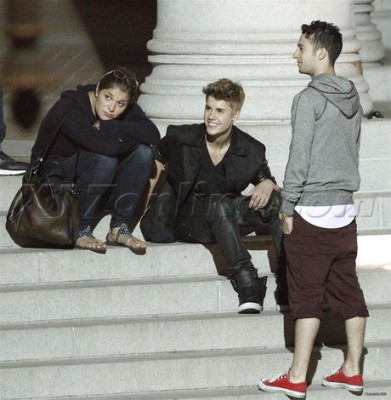 07.06 | Justin Bieber nos bastidores do clipe de As Long As You Love Me