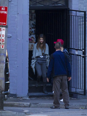 17.07 | Justin Bieber e Selena Gomez fazendo compras na Austrália