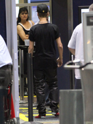24.07 | Justin Bieber no aeroporto LAX, em Los Angeles