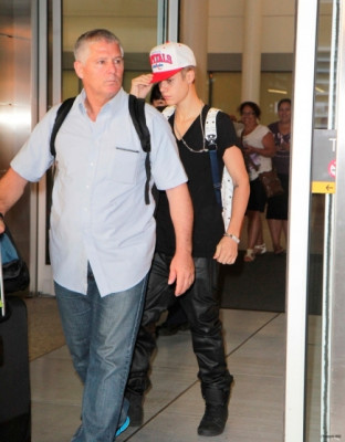 24.07 | Justin Bieber no aeroporto LAX, em Los Angeles
