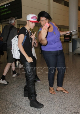 24.07 | Justin Bieber no aeroporto de Toronto, no Canadá