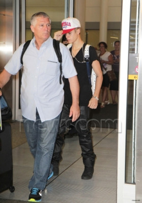 24.07 | Justin Bieber no aeroporto de Toronto, no Canadá