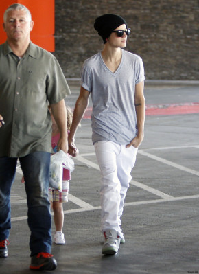26.07 | Justin Bieber passeando em Los Angeles