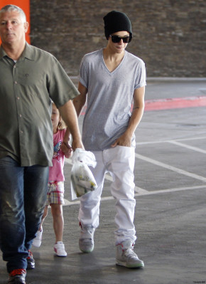 26.07 | Justin Bieber passeando em Los Angeles
