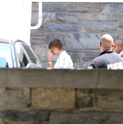 08.06 | Justin Bieber indo para os ensaios de sua nova turnê