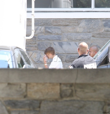 08.06 | Justin Bieber indo para os ensaios de sua nova turnê