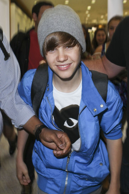 24.04 | Justin Bieber chegando no aeroporto em Sidney