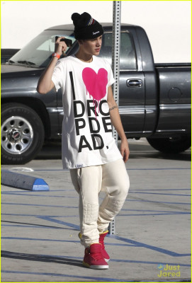 10.04 | Justin Bieber chegando no Sky High Sports