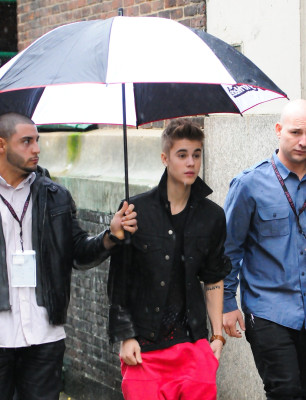 11.07 | Justin Bieber nos bastidores do Victoria’s Secret Fashion Show