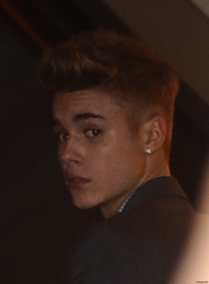 11.08 | Justin Bieber deixando espetáculo em Nova York