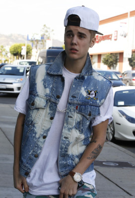 16.11 | Justin Bieber no UNIF em LA
