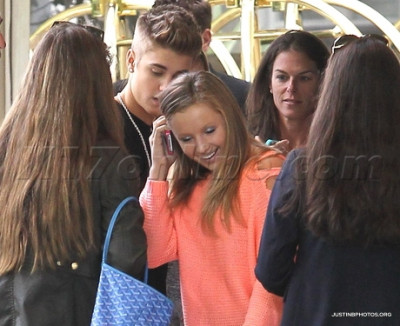 18.11 | Justin Bieber deixando o hotel Four Season