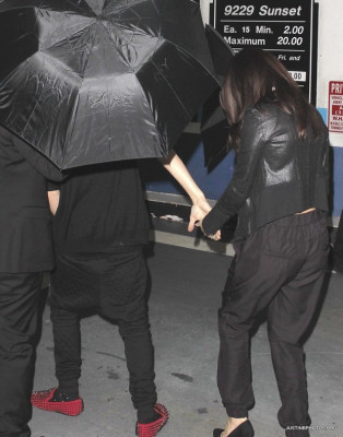 19.11 | Justin Bieber chegando na boate Bootsy Bellows