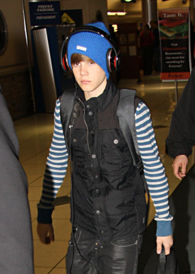 17.04 | Justin Bieber deixando o Juno Awards
