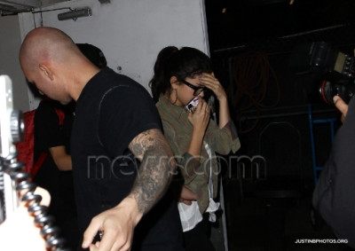19.11 | Justin Bieber chegando no restaurante Benihana