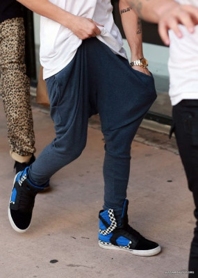 12.10 | Justin Bieber fazendo compras em Miami