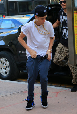 12.10 | Justin Bieber passeando em Miami