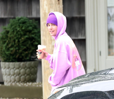 02.06 | Saindo para tomar um café nos Hamptons