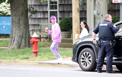 02.06 | Saindo para tomar um café nos Hamptons
