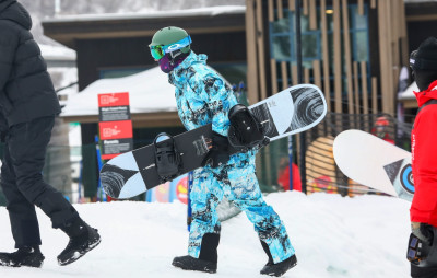 31.12 | Aproveitando uma manhã de snowboard com os amigos em Aspen