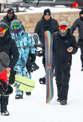 31.12 | Aproveitando uma manhã de snowboard com os amigos em Aspen