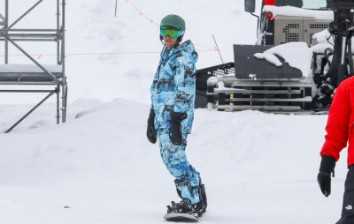 31.12 | Aproveitando uma manhã de snowboard com os amigos em Aspen