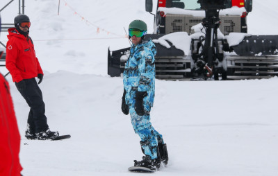 31.12 | Aproveitando uma manhã de snowboard com os amigos em Aspen