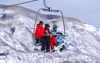 31.12 | Aproveitando uma manhã de snowboard com os amigos em Aspen