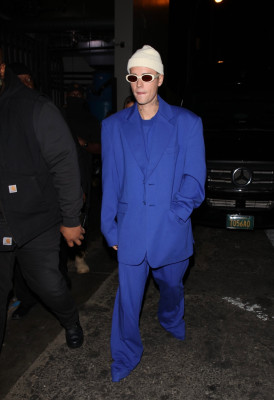 11.02 | Chega para um jantar romântico no Catch LA, em West Hollywood