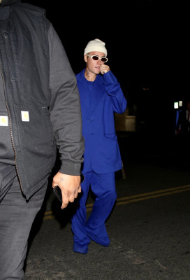 11.02 | Chega para um jantar romântico no Catch LA, em West Hollywood