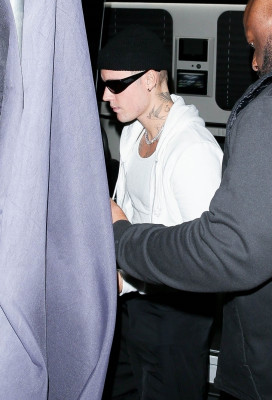 11.02 | Chega ao The Nice Guy, em West Hollywood