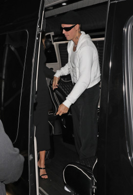 11.02 | Chega ao The Nice Guy, em West Hollywood