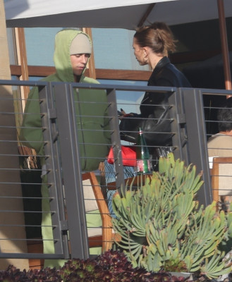 14.02 | Almoço de Dia dos Namorados no restaurante Nobu, em Malibu