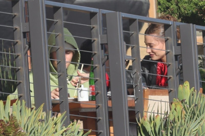 14.02 | Almoço de Dia dos Namorados no restaurante Nobu, em Malibu