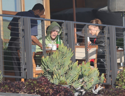 14.02 | Almoço de Dia dos Namorados no restaurante Nobu, em Malibu