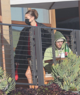 14.02 | Almoço de Dia dos Namorados no restaurante Nobu, em Malibu