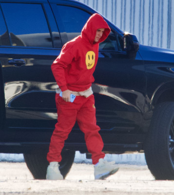 13.03 | Embarca em um jato particular em Los Angeles