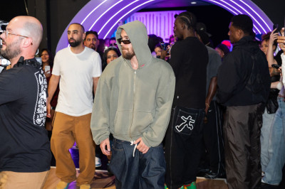 09.10 | Justin Bieber no The League, em Los Angeles, Califórnia.
