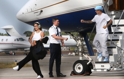 13.04 | Chega ao aeroporto de Miami