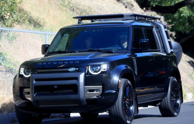 19.04 | Faça um passeio de carro por Beverly Hills