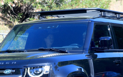 19.04 | Faça um passeio de carro por Beverly Hills