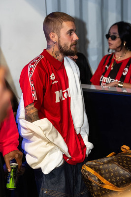 07.10 | Justin Bieber no The League, em Los Angeles, Califórnia.