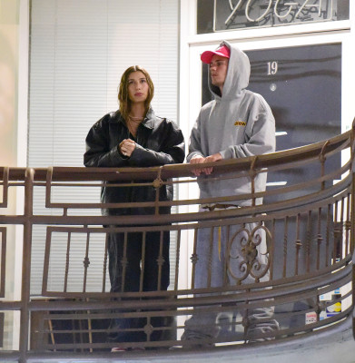 26.04 | Em um jantar romântico no Sushi Park, em Los Angeles
