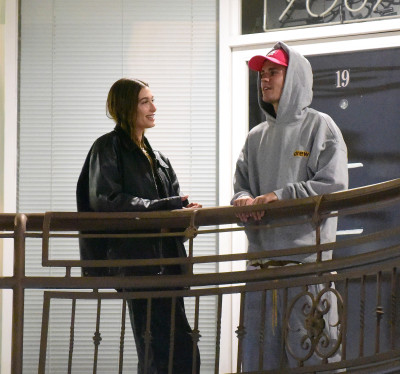 26.04 | Em um jantar romântico no Sushi Park, em Los Angeles