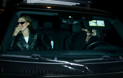 29.06 | Saindo da igreja Churchome, em Beverly Hills